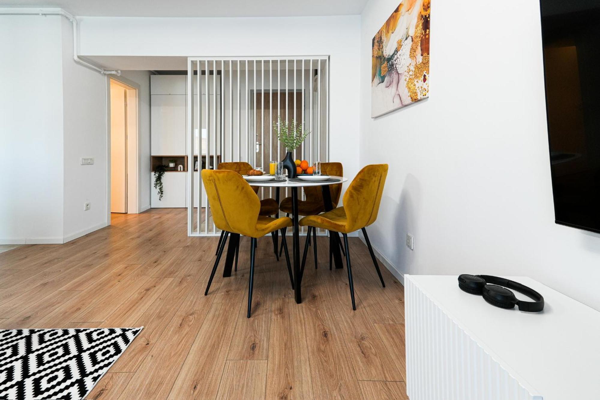 Sandra - Park-View Apt With Balcony & Parking Bucharest Luaran gambar