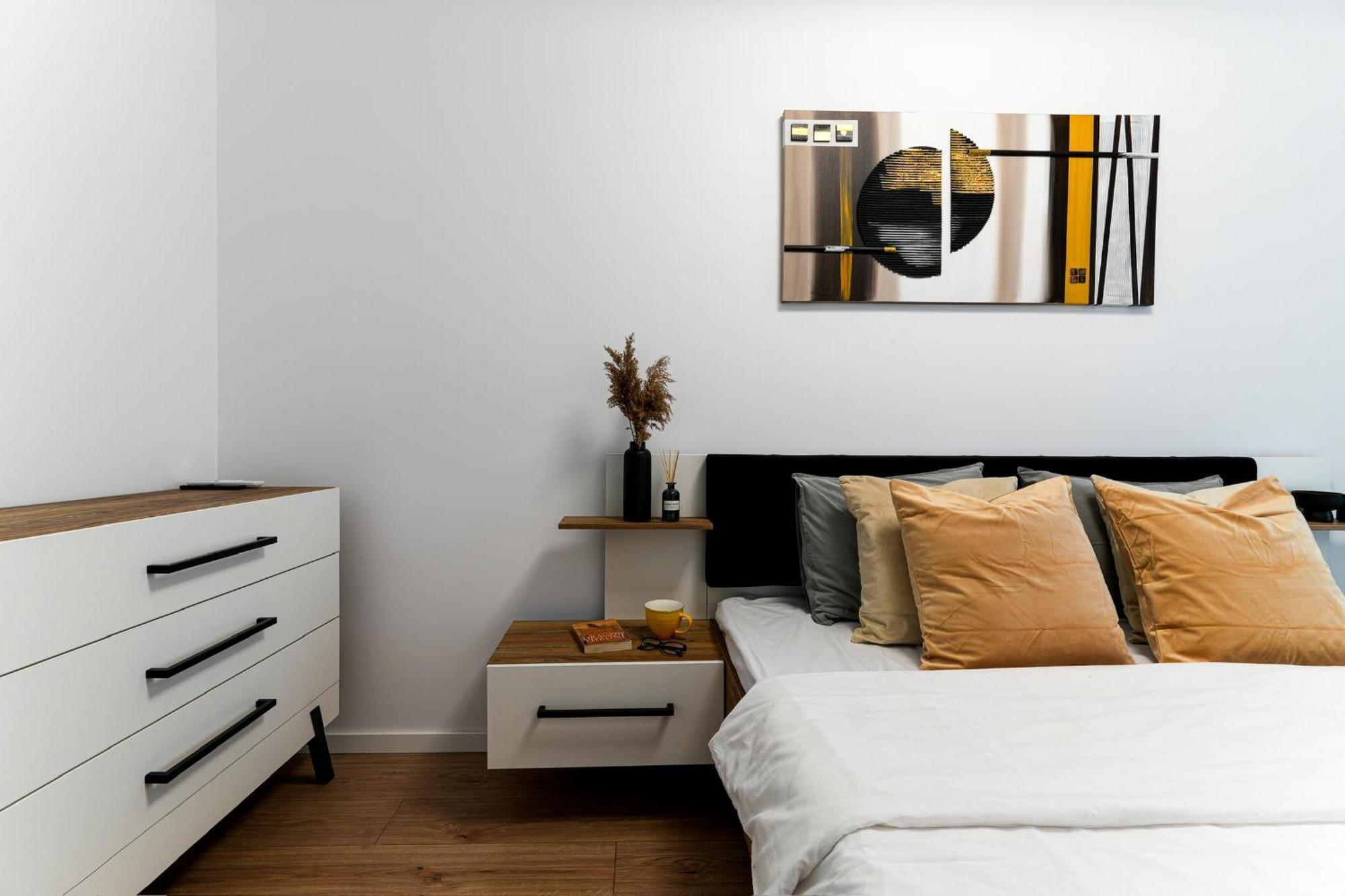 Sandra - Park-View Apt With Balcony & Parking Bucharest Luaran gambar