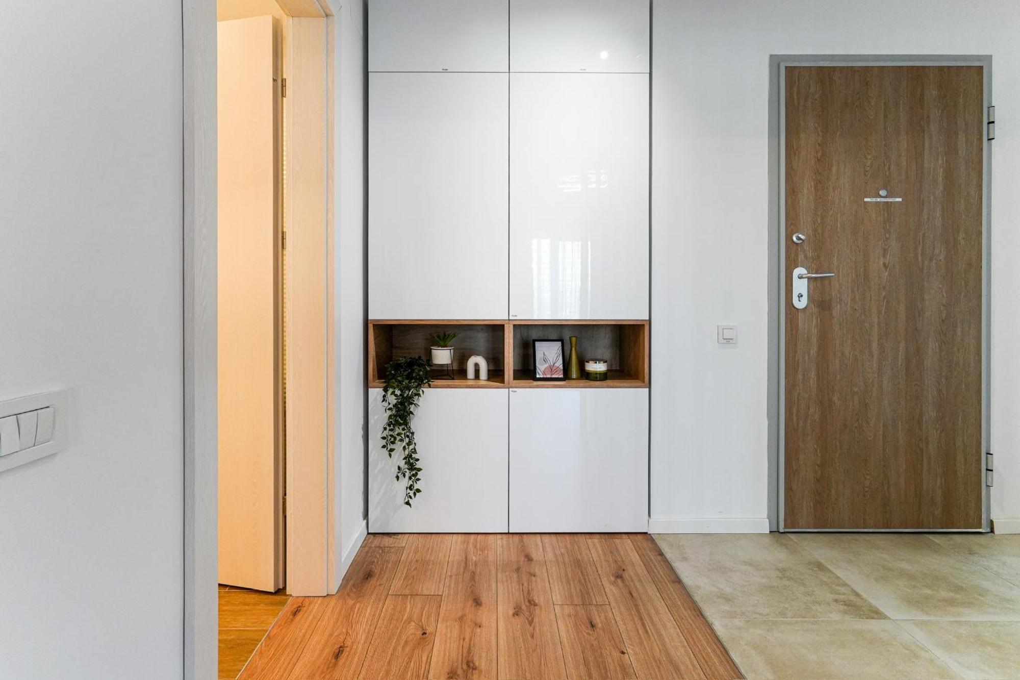 Sandra - Park-View Apt With Balcony & Parking Bucharest Luaran gambar